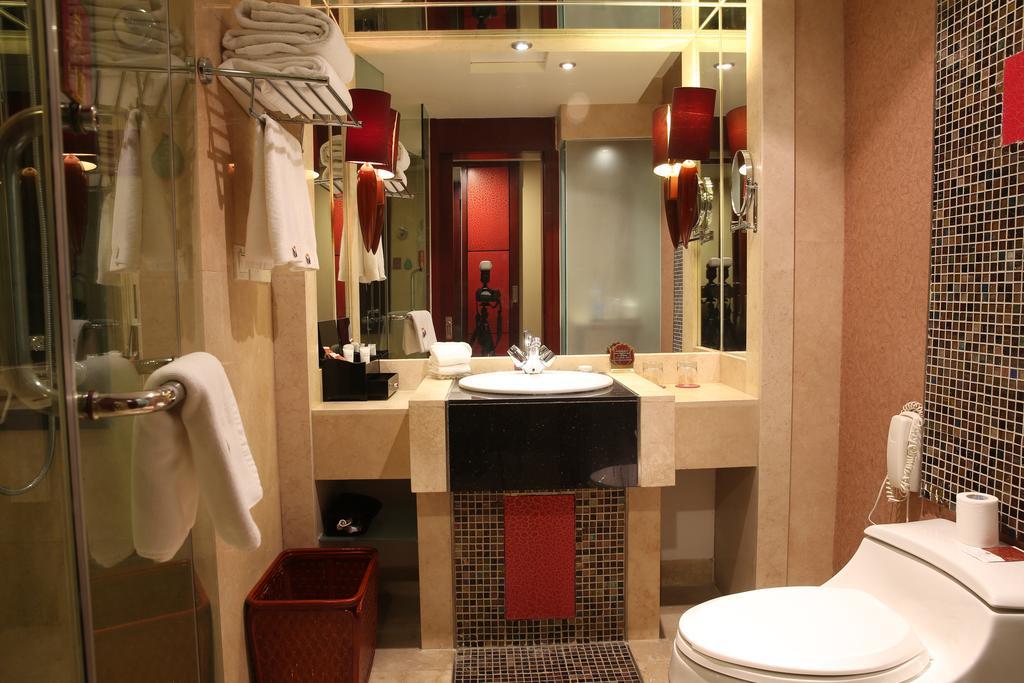 Grand Soluxe Hotel Dunhuang Exterior photo